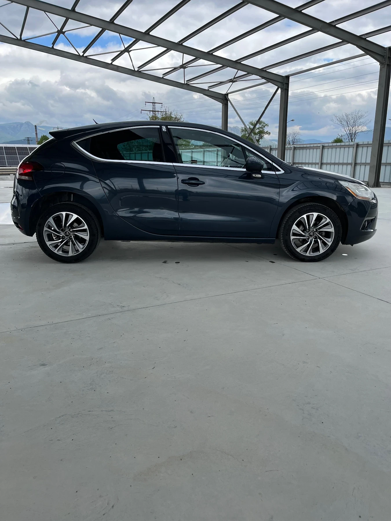 Citroen DS4 1.6 E-HDI, снимка 8 - Автомобили и джипове - 54380191