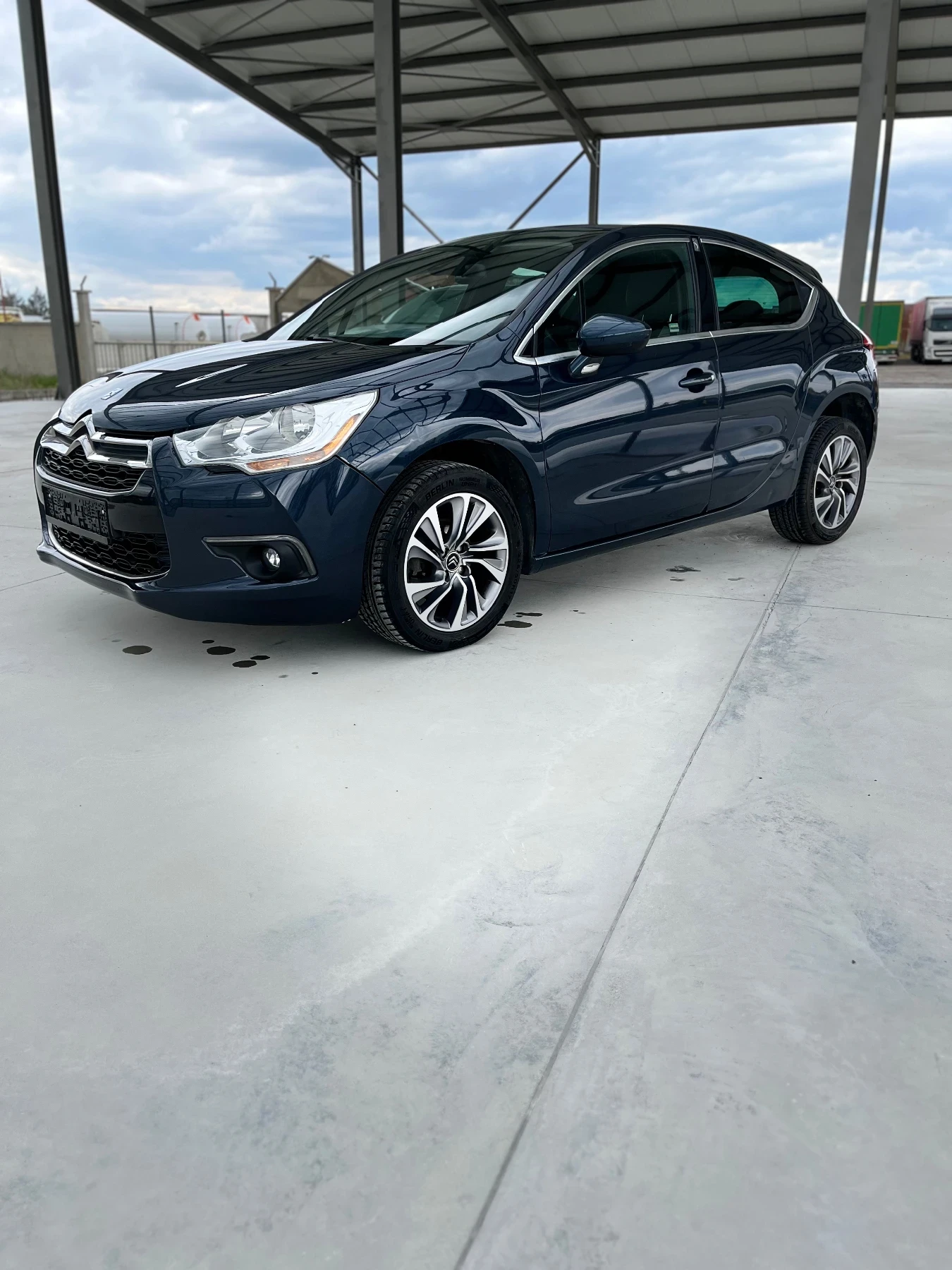Citroen DS4 1.6 E-HDI, снимка 3 - Автомобили и джипове - 54380191
