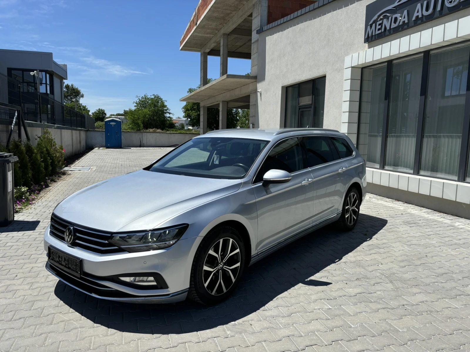 VW Passat ELEGANCE 2.0TDI, снимка 3 - Автомобили и джипове - 54719905