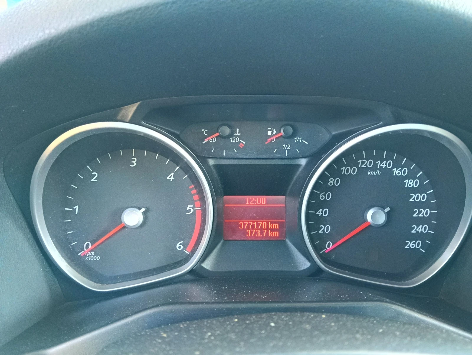 Ford Mondeo 2.0TDCi 140кс , снимка 8 - Автомобили и джипове - 55032980