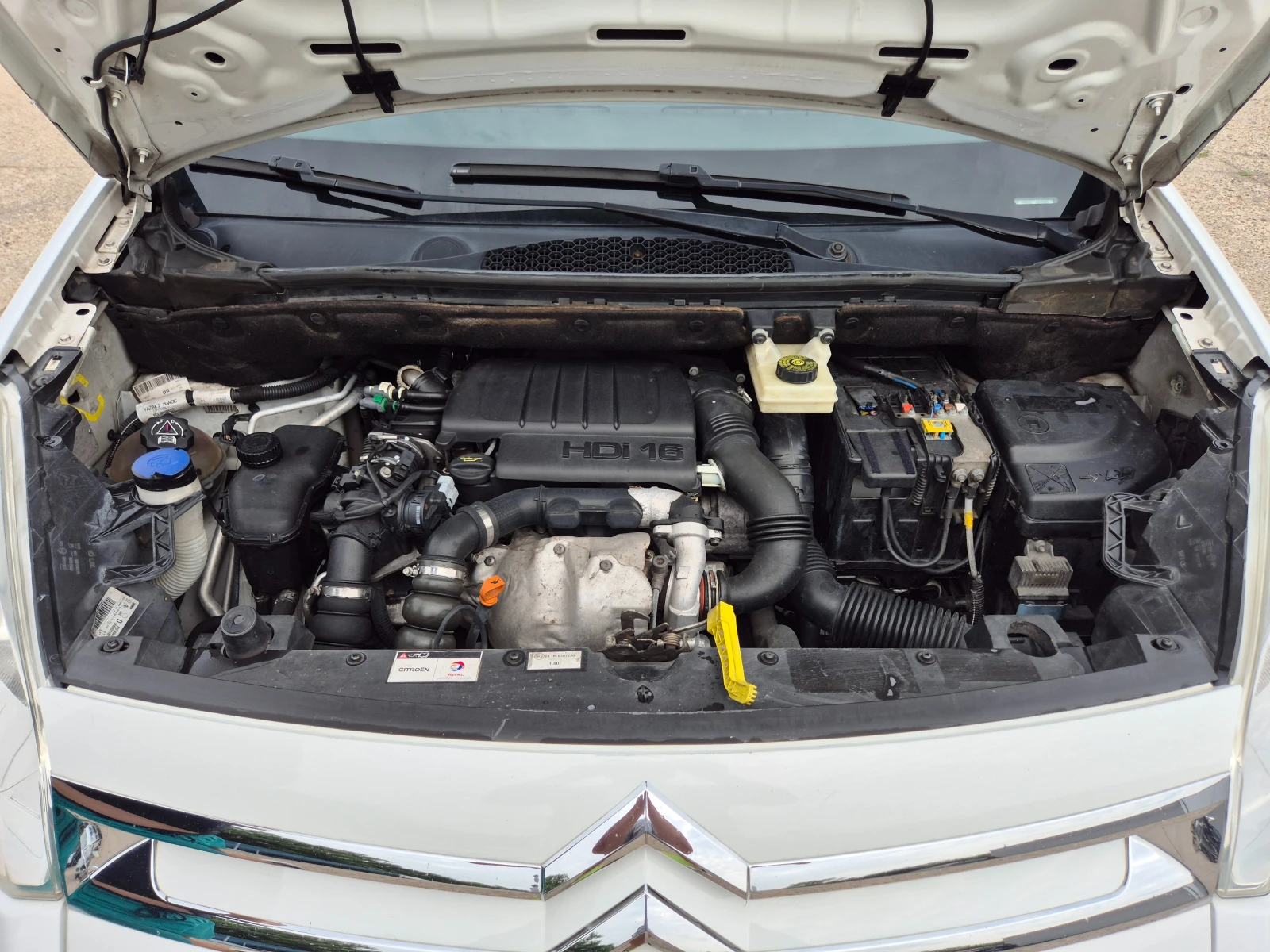 Citroen Berlingo 1.6 HDI-Италия, снимка 11 - Автомобили и джипове - 55376143