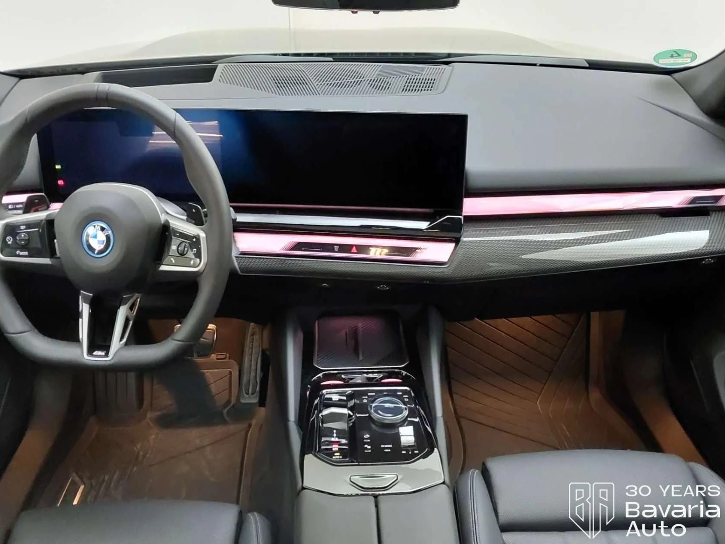 BMW 550 e xDrive Touring M Sport Paket Steptronic, снимка 7 - Автомобили и джипове - 55597920