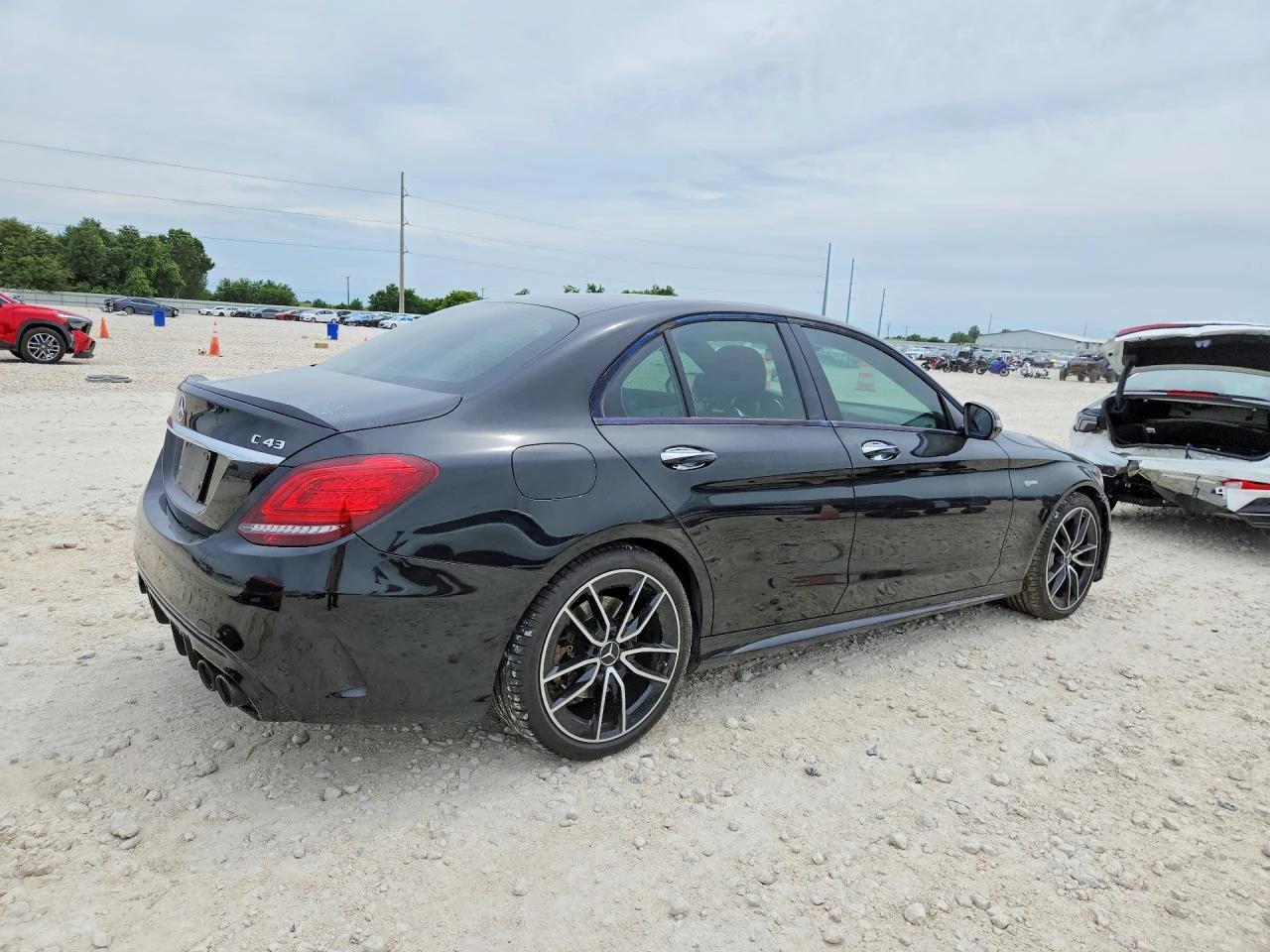 Mercedes-Benz C 43 AMG BURMESTER* ПОДГРЕВ* ПАНОРАМА* КАМЕРА* KEYLESS* , снимка 5 - Автомобили и джипове - 55616919