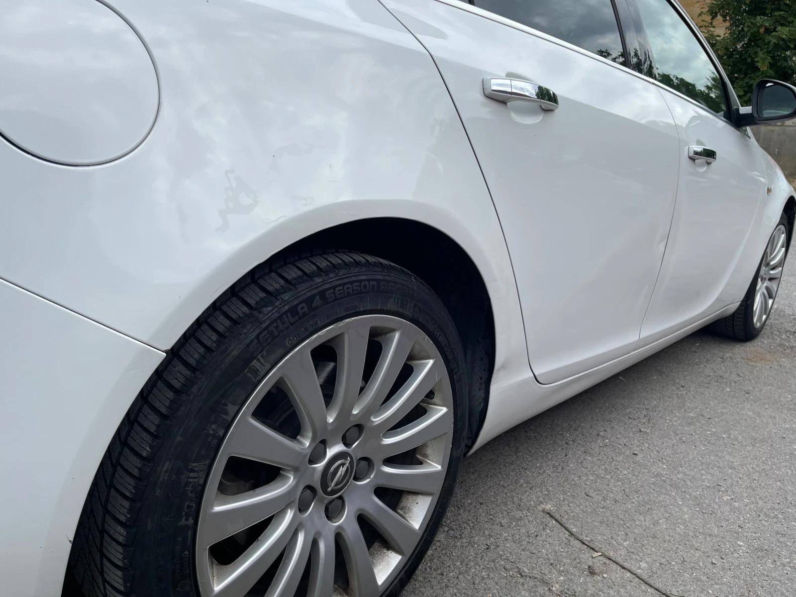 Opel Insignia 2.0 CDTI  Автомат комби * * бърза продажба, снимка 13 - Автомобили и джипове - 55675532