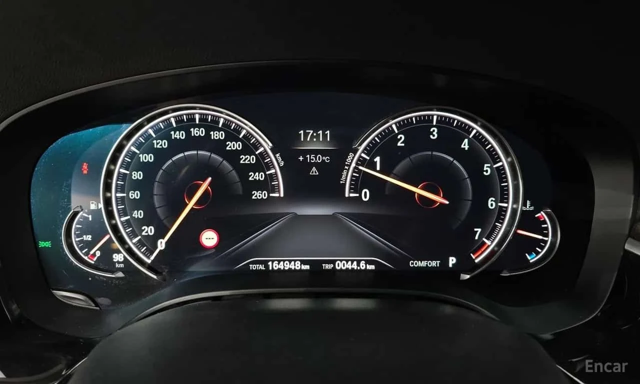 BMW 540 / МАСАЖИ / ОБДУХВАНЕ / ХЕД-ЪП / ЩОРИ, снимка 8 - Автомобили и джипове - 56198695