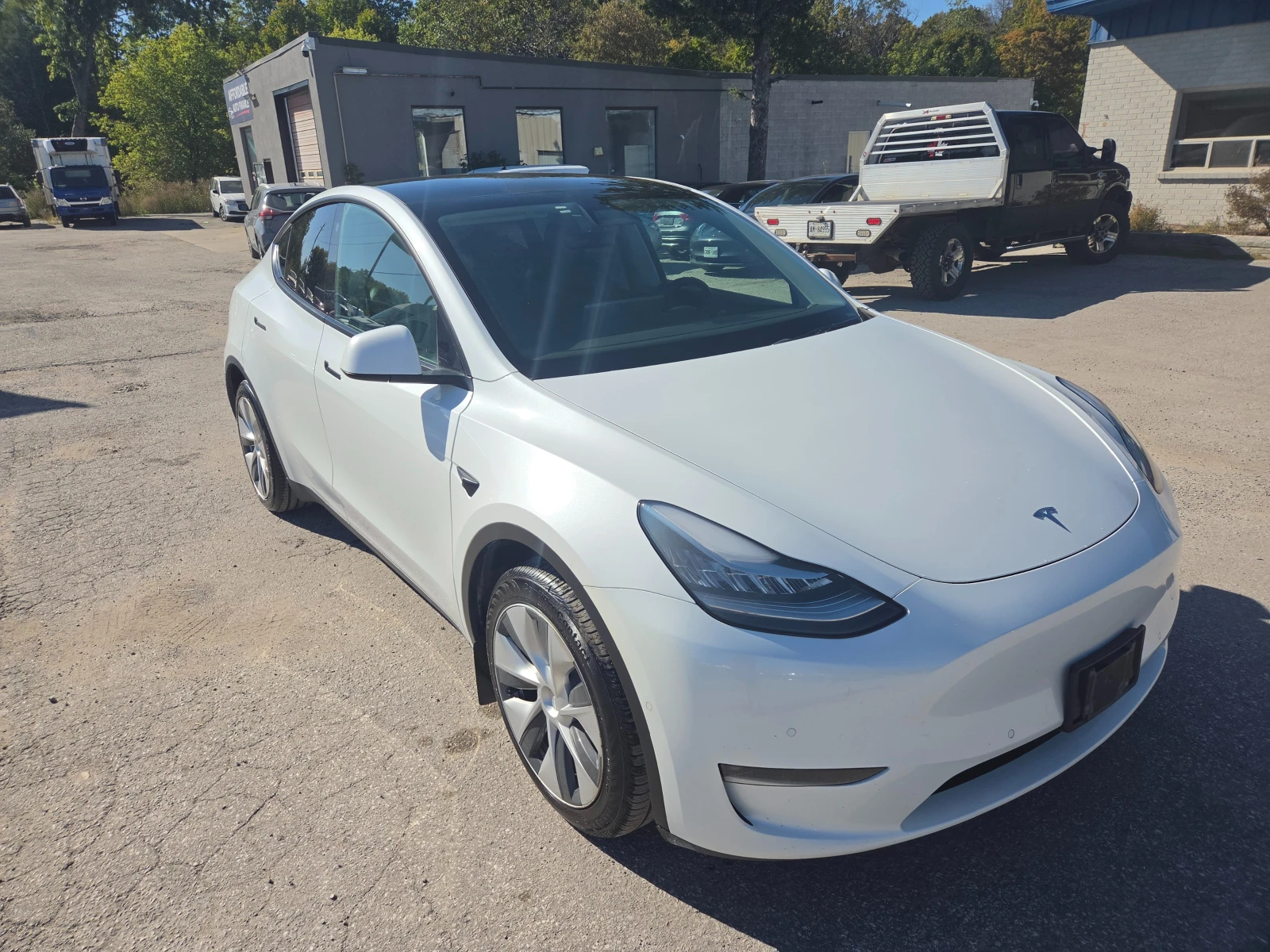 Tesla Model Y MODEL Y LONG RANGE * CARFAX * AWD * NAV, снимка 6 - Автомобили и джипове - 56208063