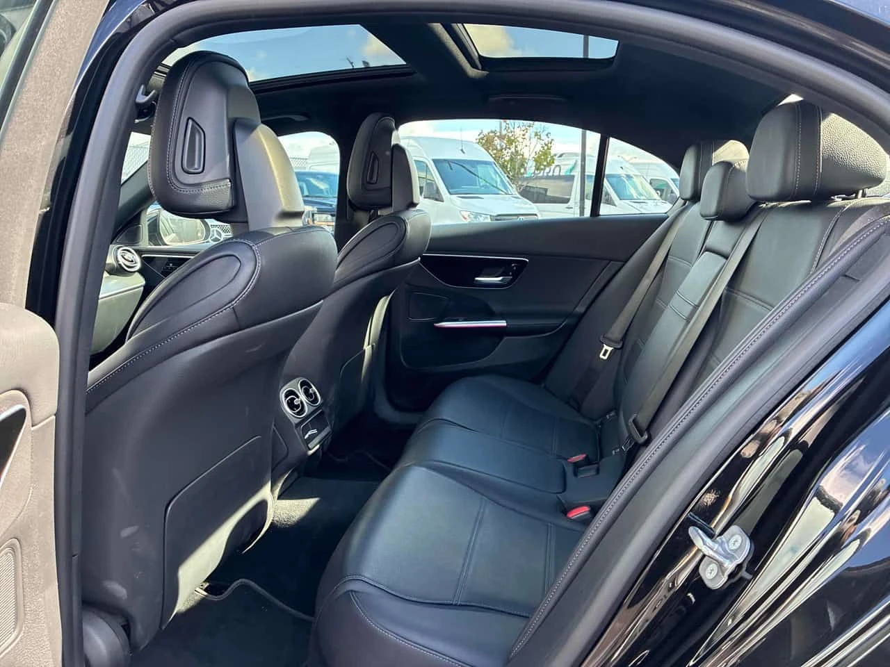 Mercedes-Benz C 300 * CARFAX * ����� �� ����������� | Mobile.bg � ����������� 13