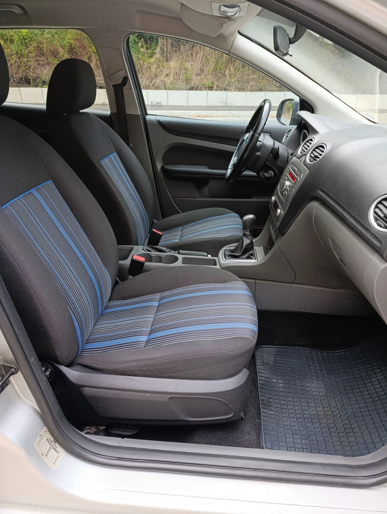 Ford Focus 1.6 Бензин , снимка 5 - Автомобили и джипове - 56557532