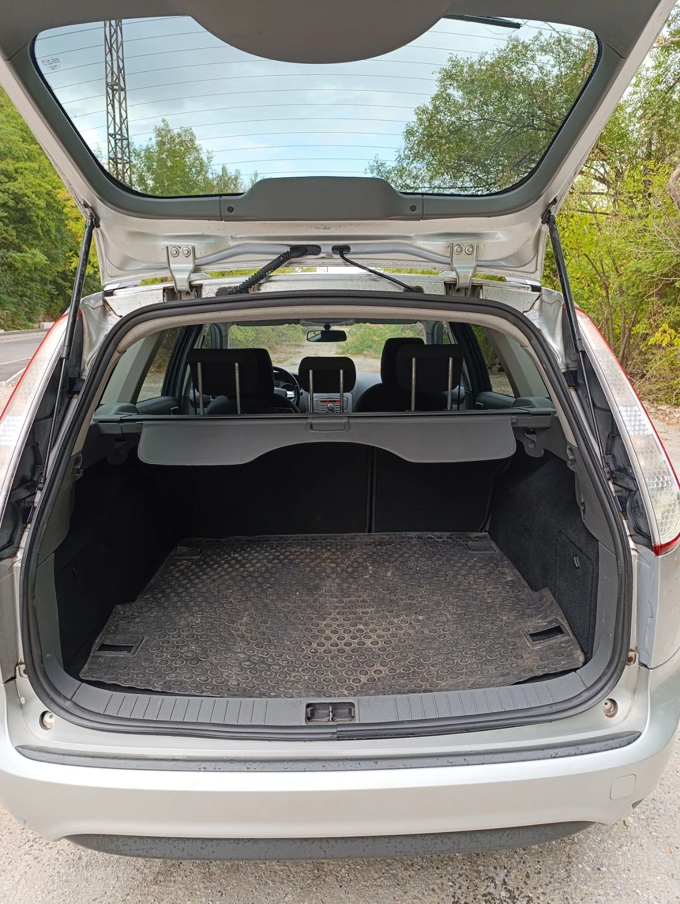 Ford Focus 1.6 Бензин , снимка 12 - Автомобили и джипове - 56557532
