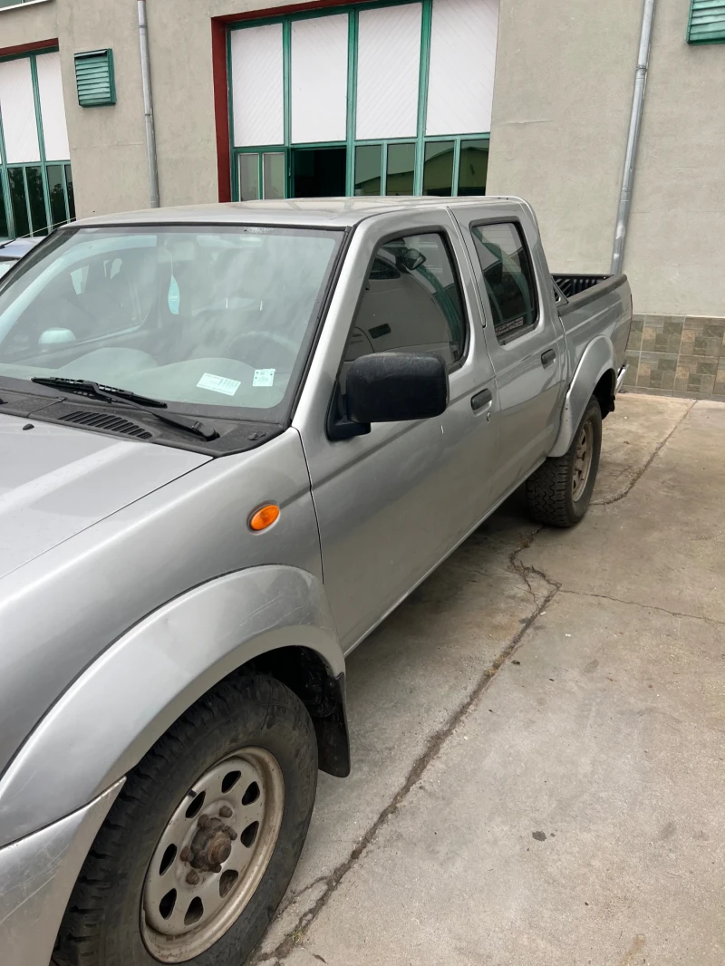 Nissan Navara 2.5 dCi * ПРОБЛЕМ В ДВИГАТЕЛЯ* , снимка 3 - Автомобили и джипове - 48316230