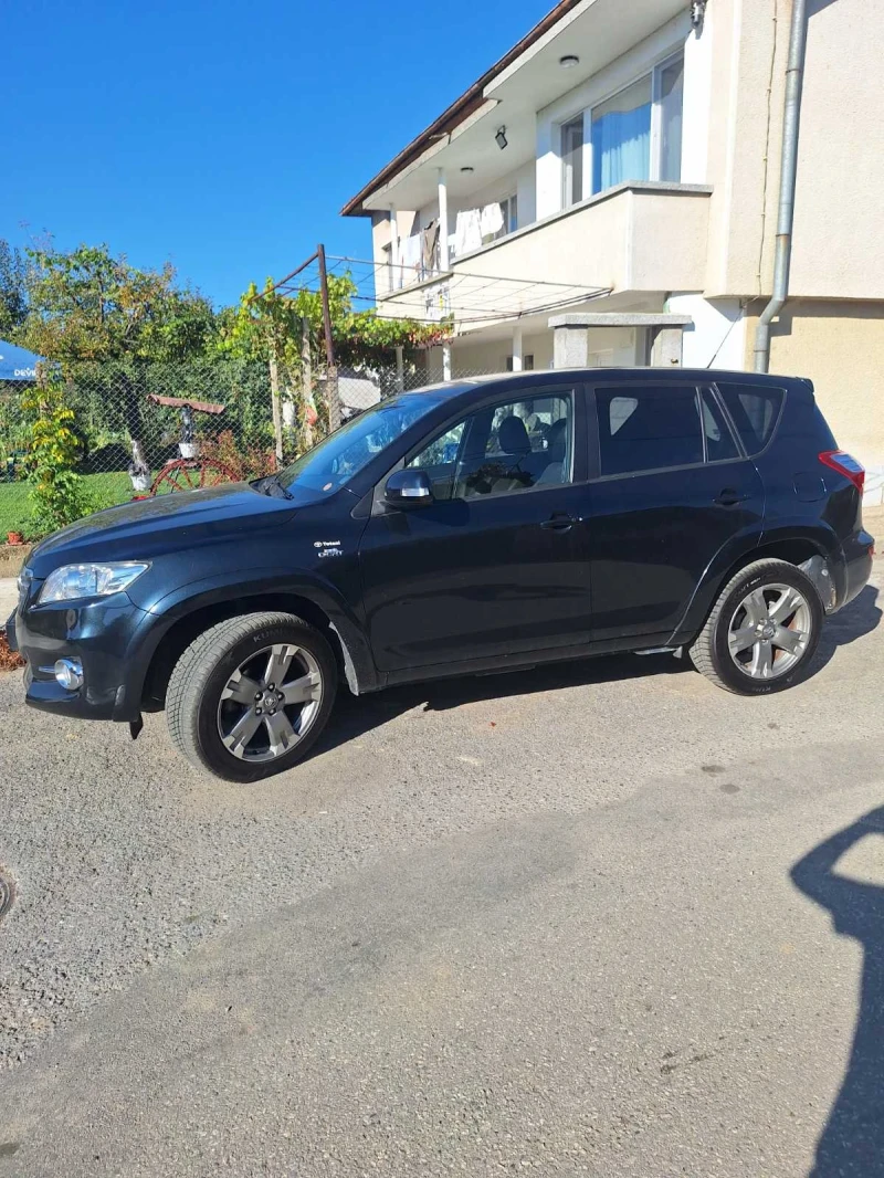 Toyota Rav4 SUV, снимка 2 - Автомобили и джипове - 48541184