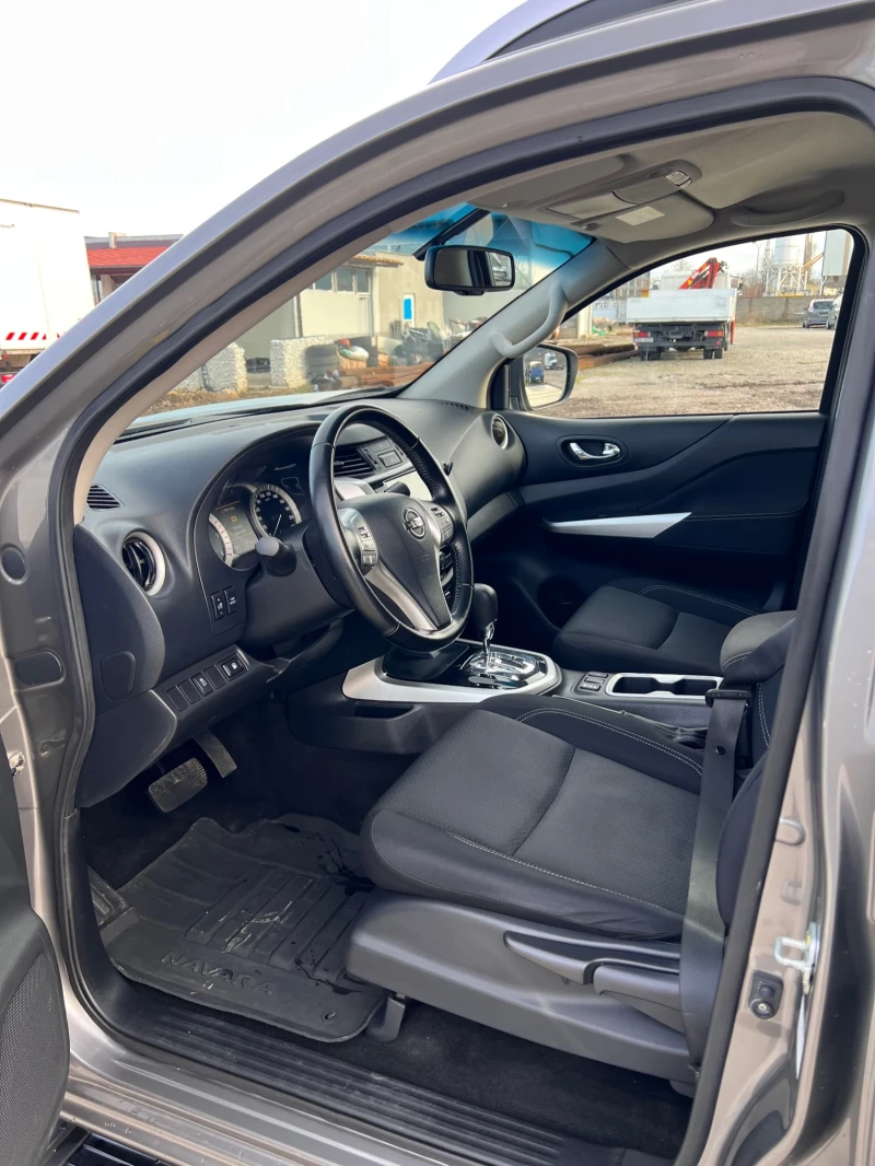 Nissan Navara 50000km, снимка 8 - Автомобили и джипове - 49007322