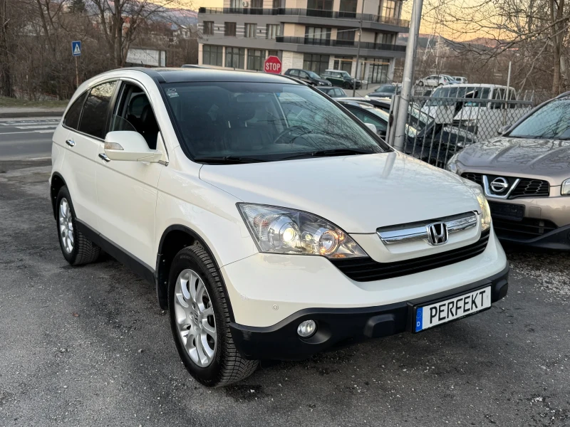 Honda Cr-v 2.0i-VTEC* Exclusive* Panorama* Perla, снимка 3 - Автомобили и джипове - 49442401