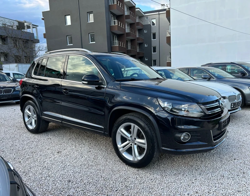 VW Tiguan 2.0 TDI R LINE, снимка 3 - Автомобили и джипове - 49774870
