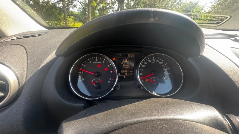 Nissan Qashqai 1, 6 бензин -gpl, снимка 8 - Автомобили и джипове - 52082665