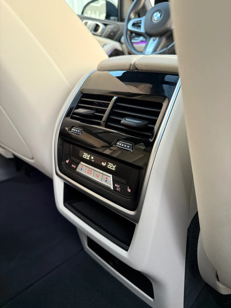 BMW X5 M50i, снимка 16 - Автомобили и джипове - 51688663