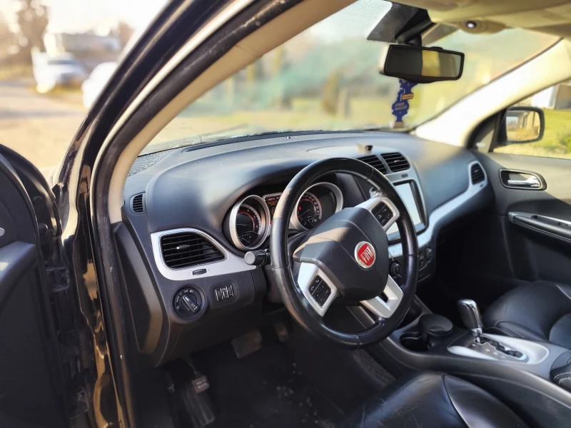 Fiat Freemont 170кс., снимка 9 - Автомобили и джипове - 52866576