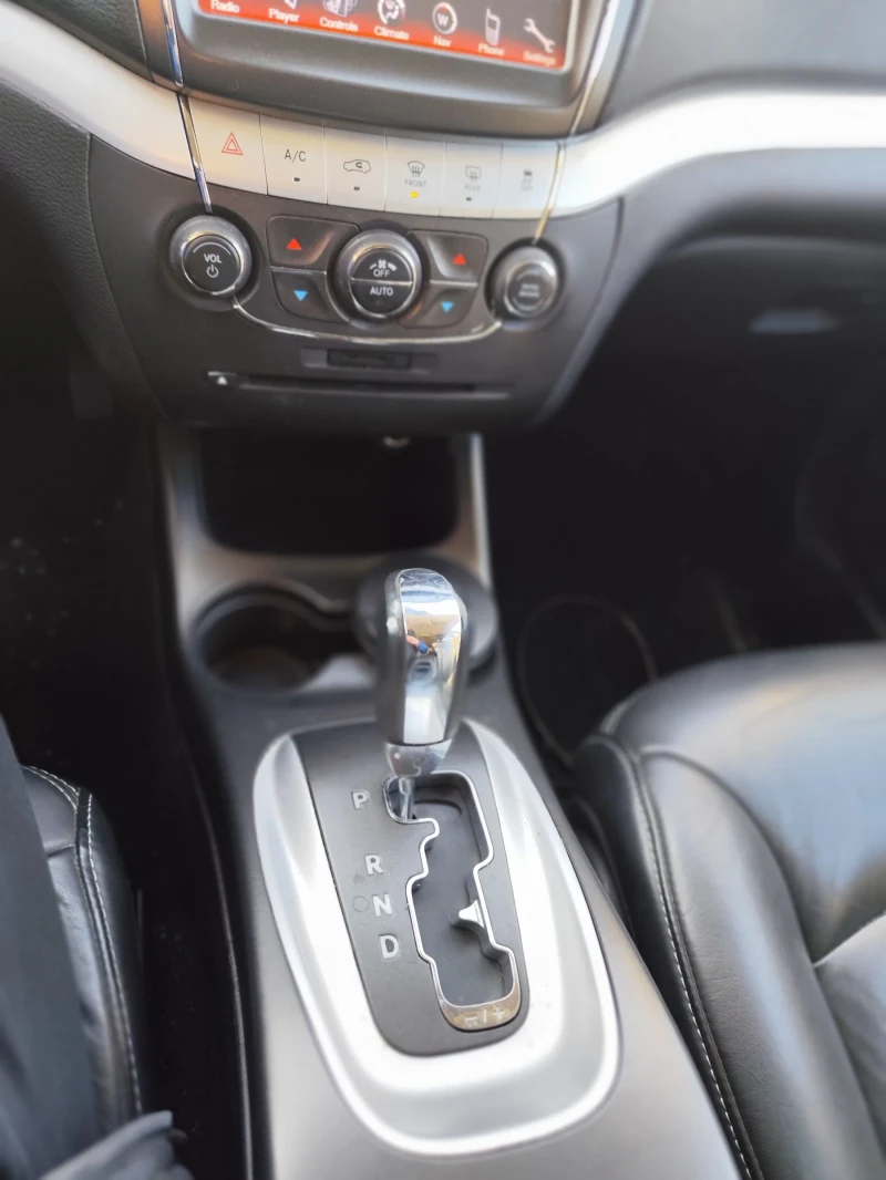 Fiat Freemont 170кс., снимка 14 - Автомобили и джипове - 52866576