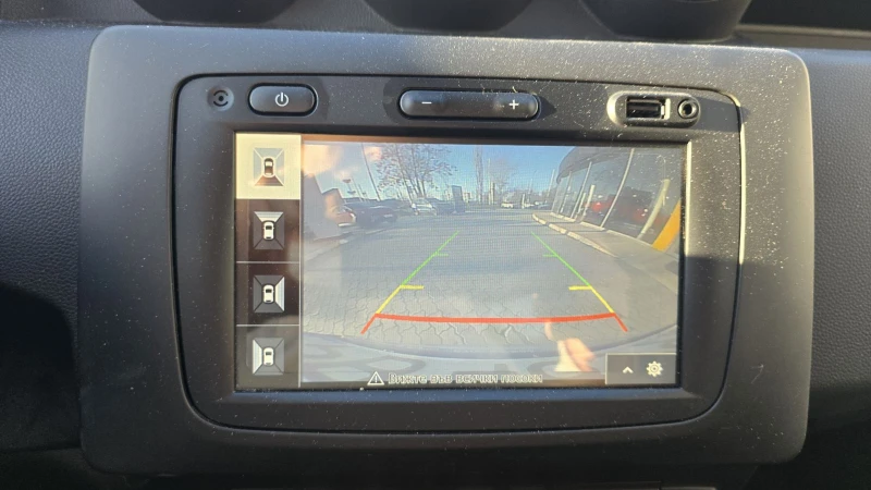 Dacia Duster 1.3 TCE, снимка 10 - Автомобили и джипове - 52884432