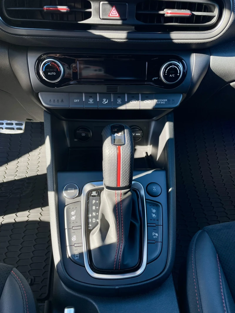 Hyundai Kona N Line 1.6 T-GDI| MY23| Гаранция| 4x4 DSG| , снимка 7 - Автомобили и джипове - 53499717