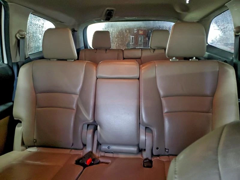Honda Pilot 3.5L 6 All wheel drive, снимка 13 - Автомобили и джипове - 52904667