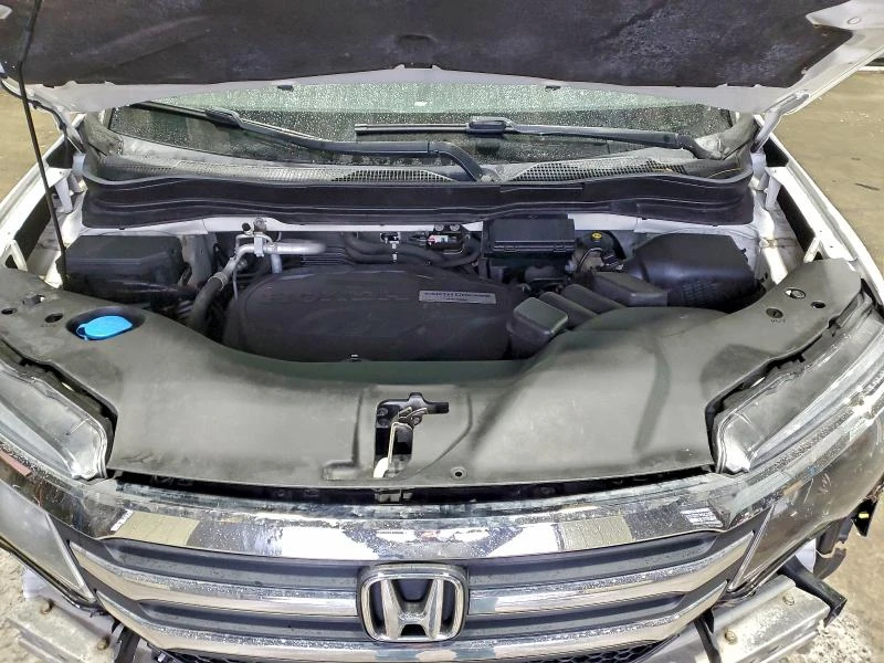 Honda Pilot 3.5L 6 All wheel drive, снимка 4 - Автомобили и джипове - 52904667