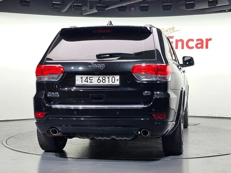 Jeep Cherokee 3.0 Diesel Overland| 240к.с.| ВКЛ.ТЕХНОТЕСТ, снимка 4 - Автомобили и джипове - 55644235