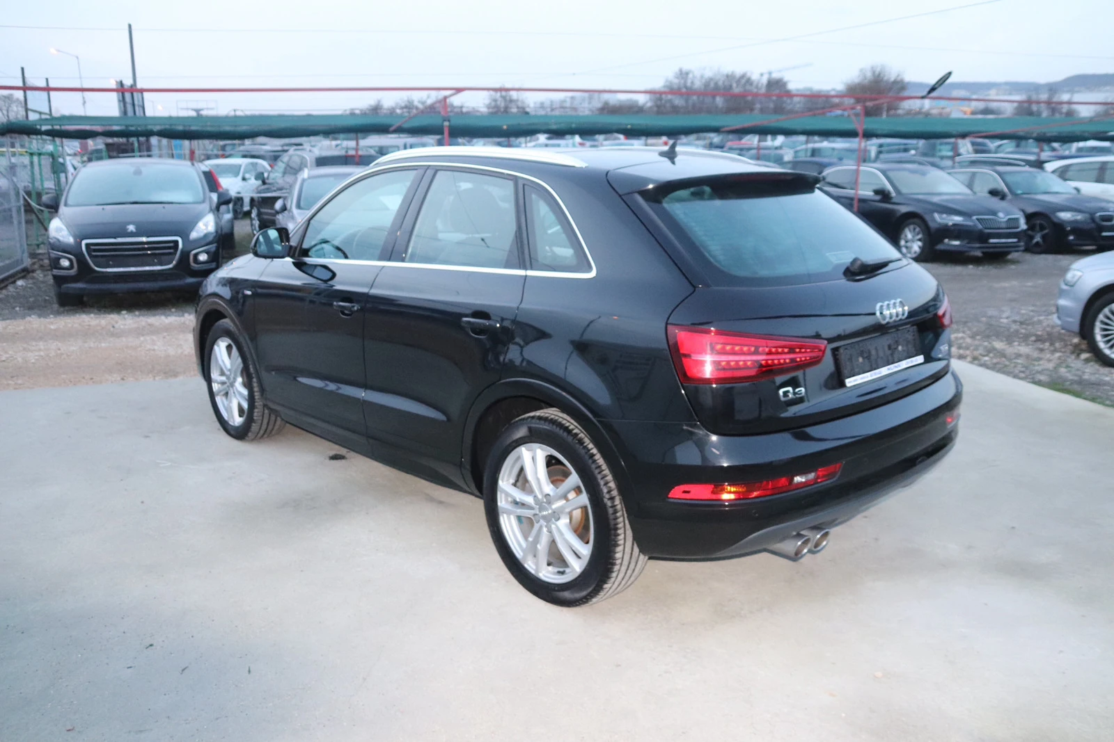 Audi Q3 2.0 TDI SLINE Quattro  - изображение 5