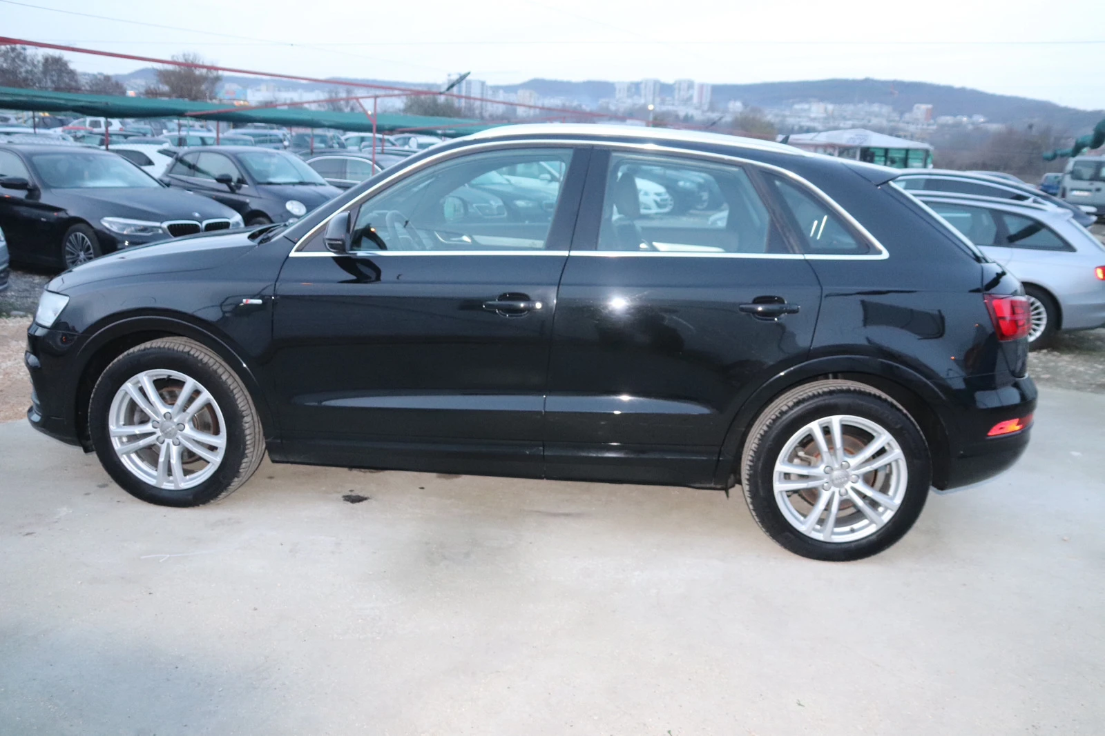 Audi Q3 2.0 TDI SLINE Quattro  - изображение 4