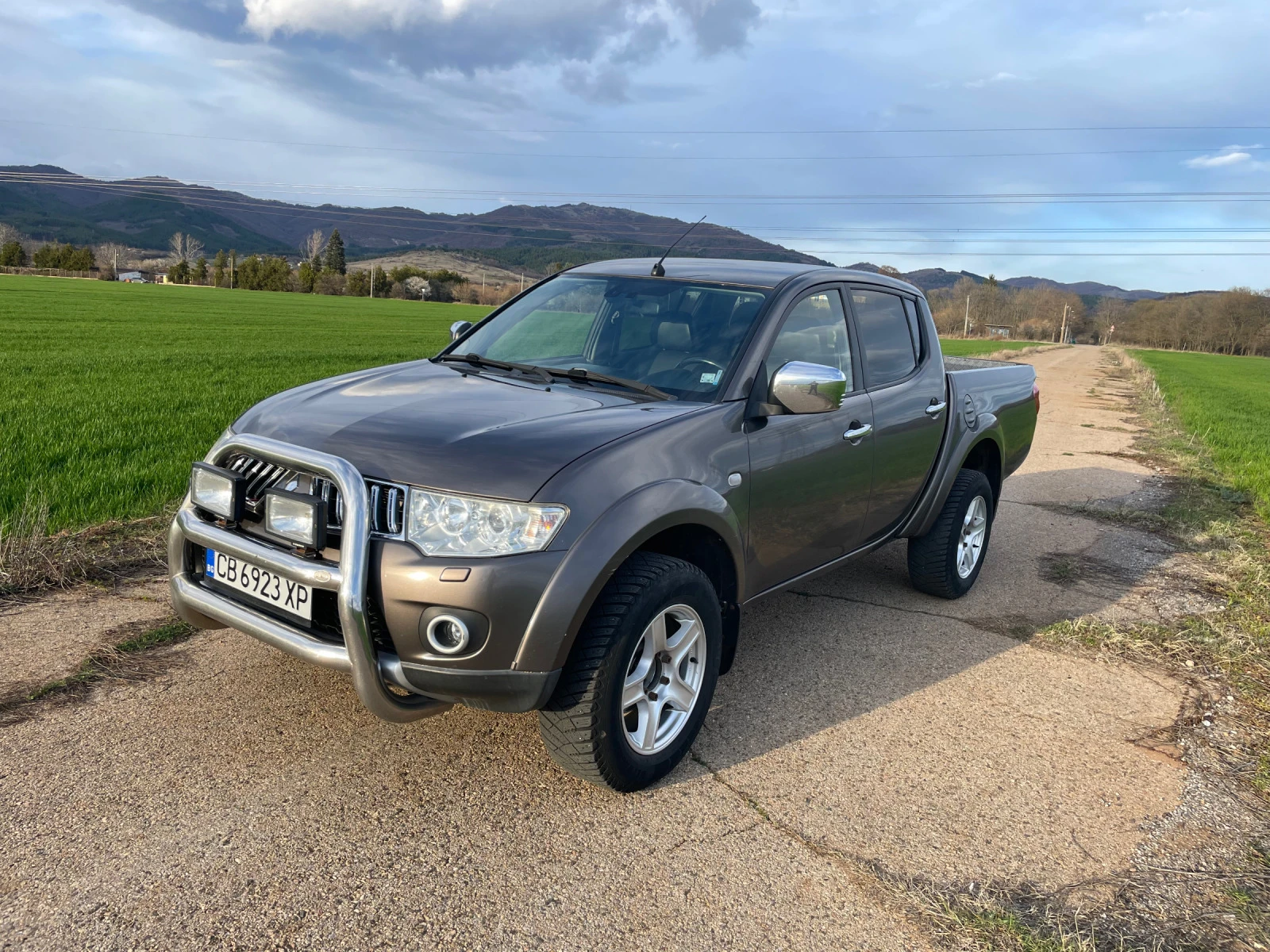 Mitsubishi L200  - изображение 2