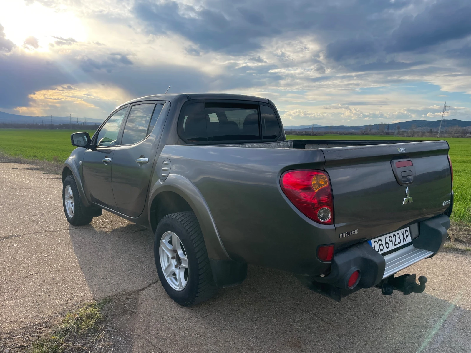 Mitsubishi L200  - изображение 6