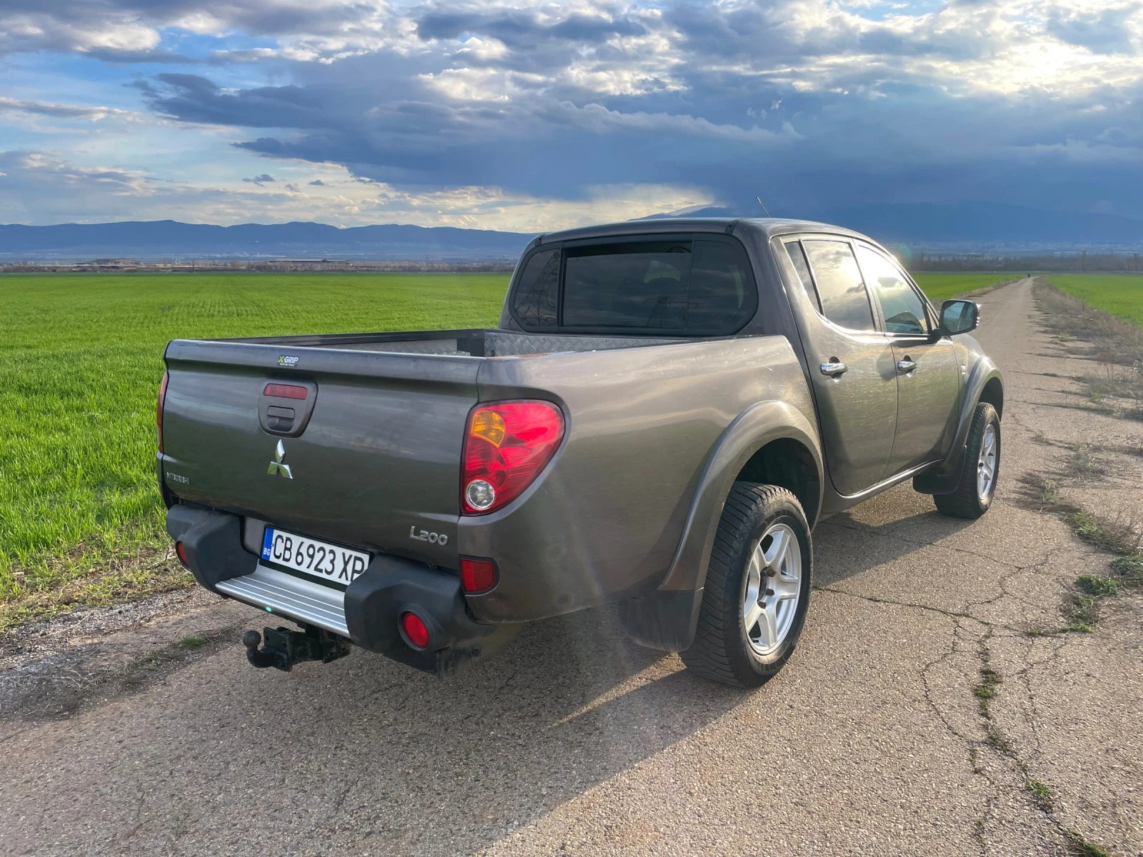 Mitsubishi L200  - изображение 5