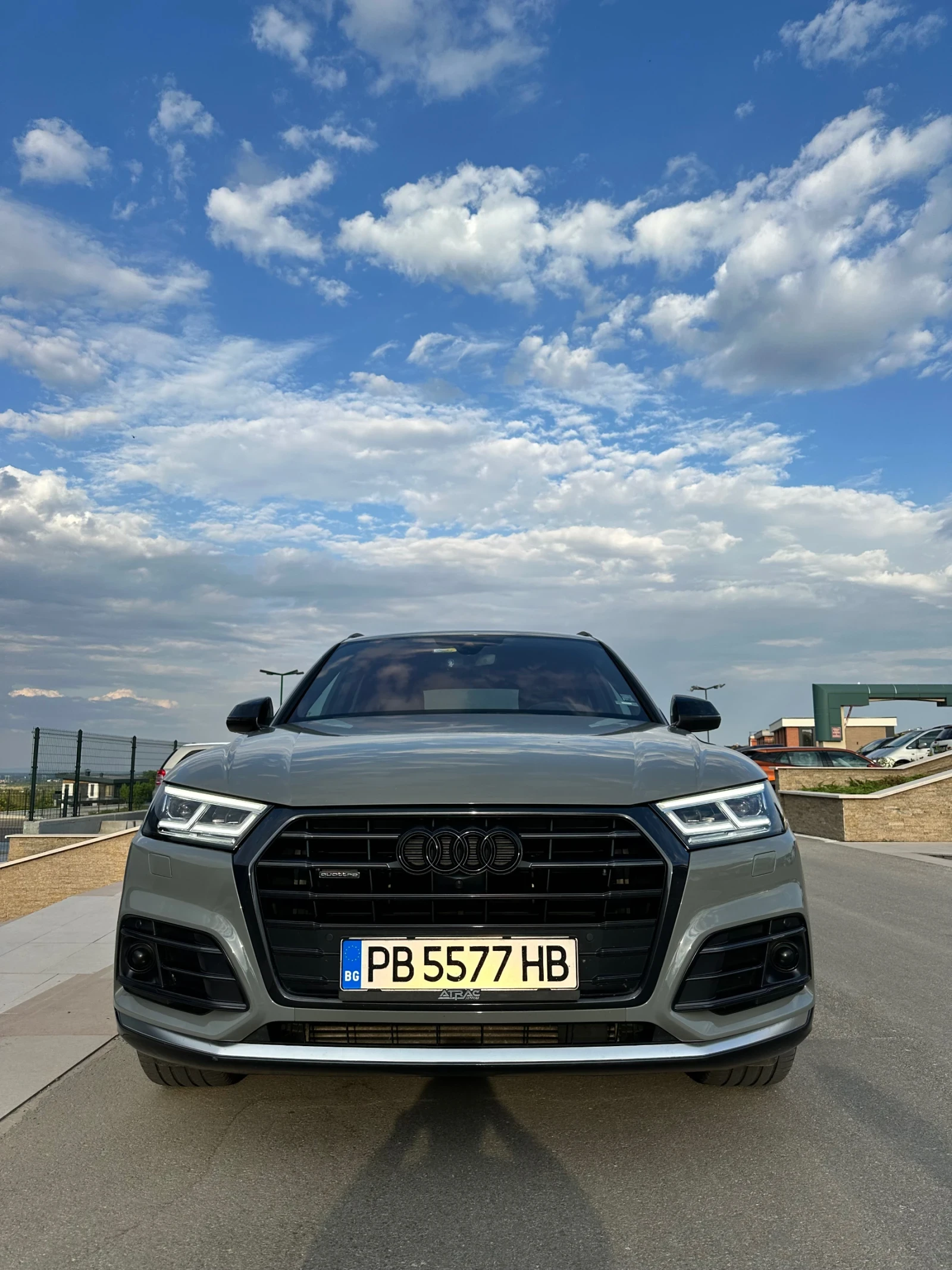 Audi Q5 Quattro/ S-Line + + + / Executive Black Edition - изображение 5