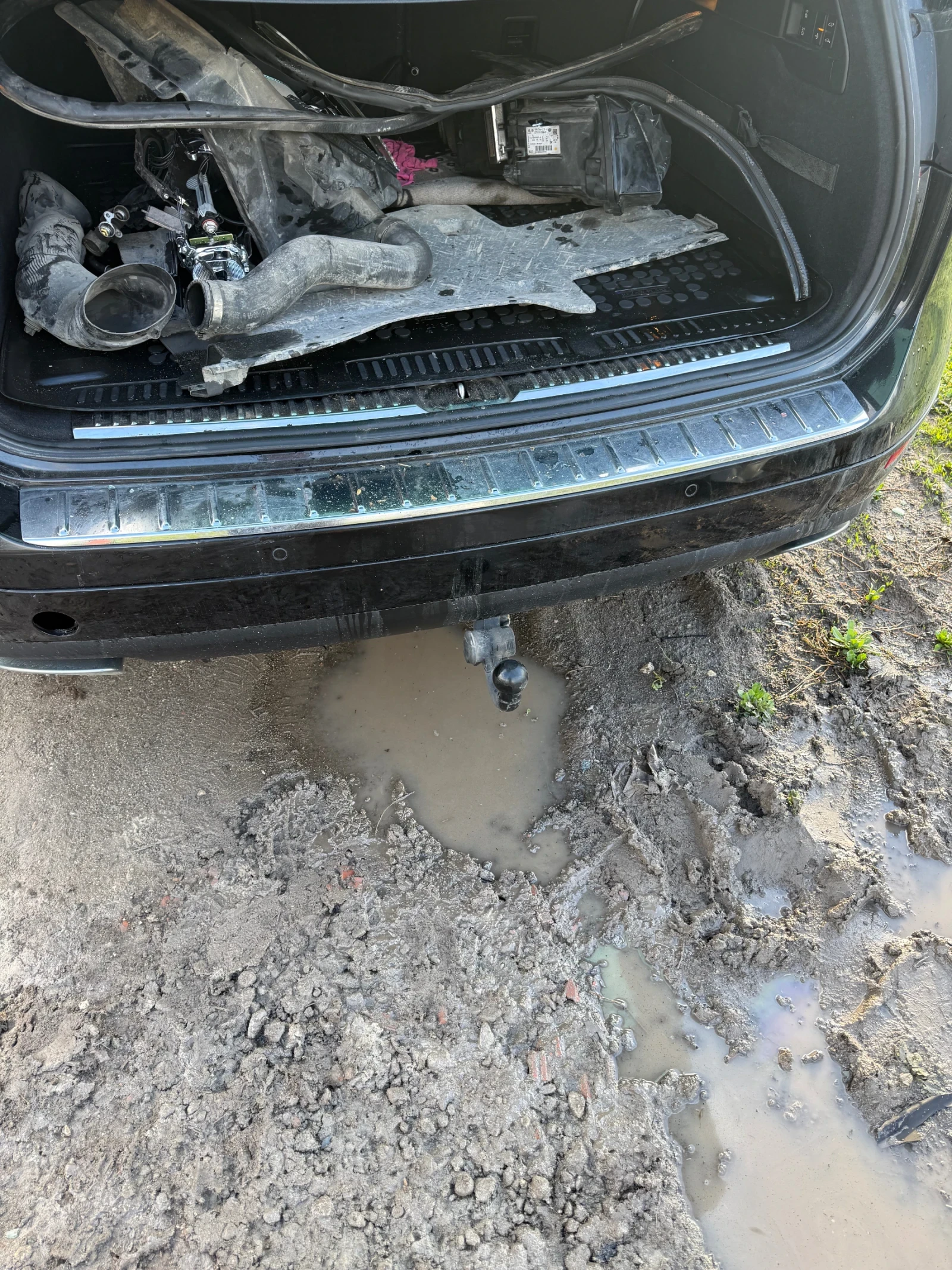 VW Touareg, снимка 12 - Автомобили и джипове - 54071473