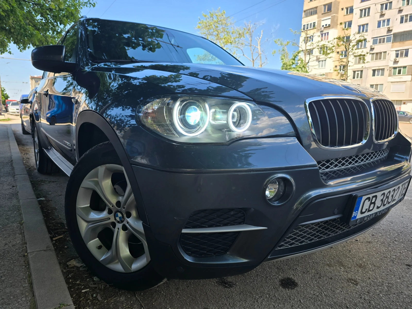 BMW X5 3.0d 245 / М Кар Плевен