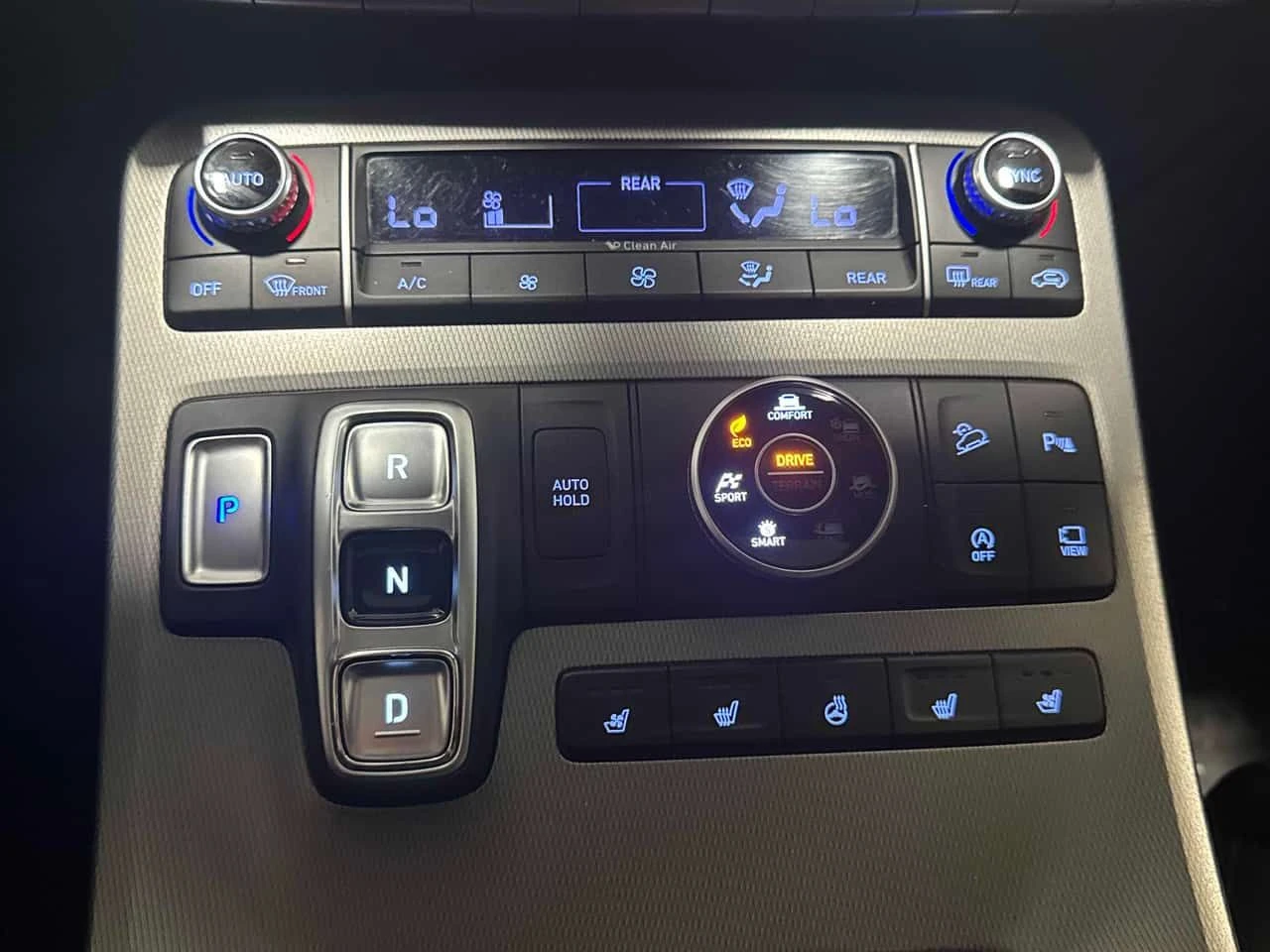 Hyundai Palisade * Luxury * АВТОКРЕДИТ БЕЗ ПЪРВОНАЧАЛНА ВНОСКА* , снимка 10 - Автомобили и джипове - 55071532