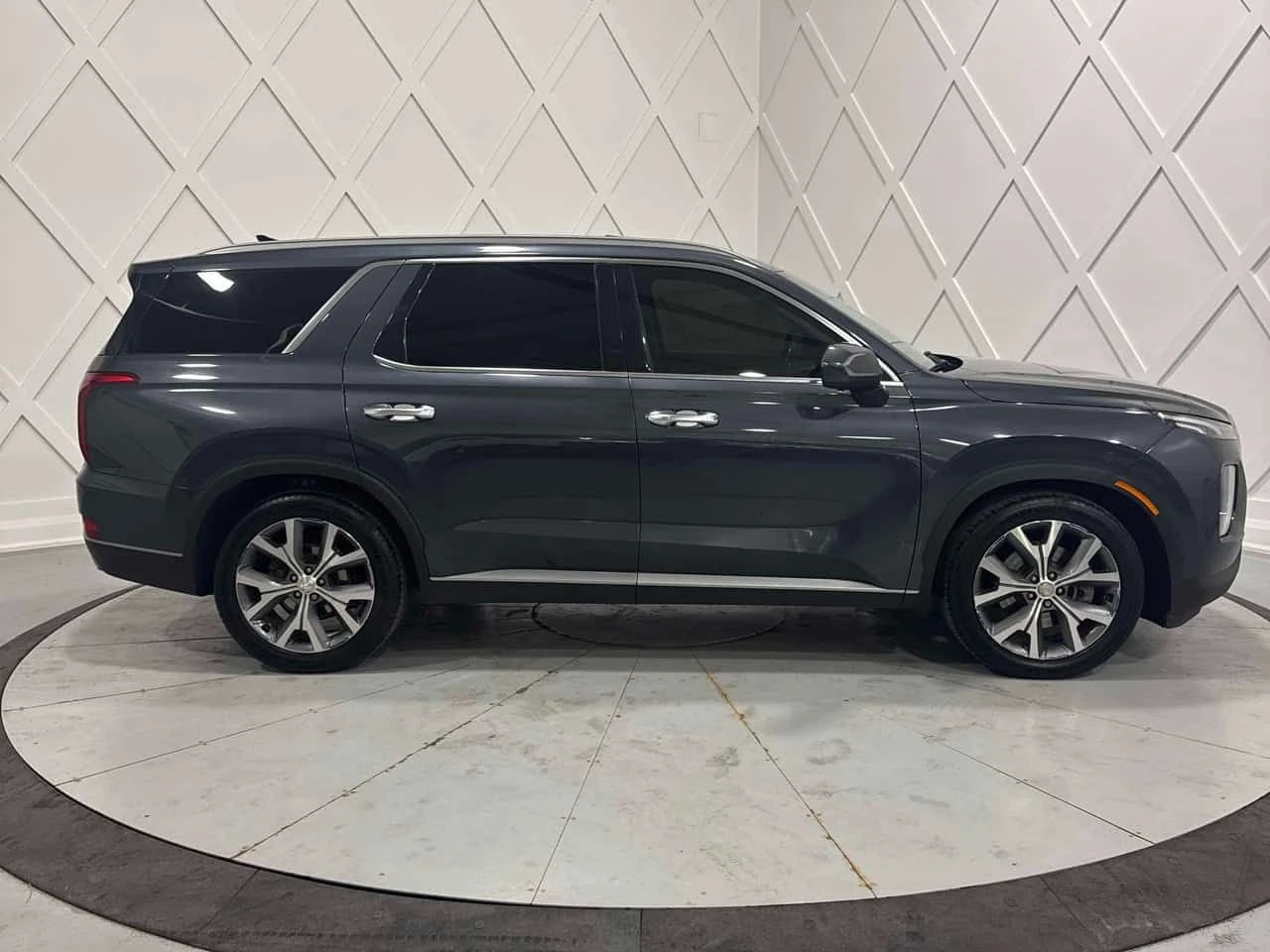 Hyundai Palisade * Luxury * АВТОКРЕДИТ БЕЗ ПЪРВОНАЧАЛНА ВНОСКА* , снимка 3 - Автомобили и джипове - 55071532