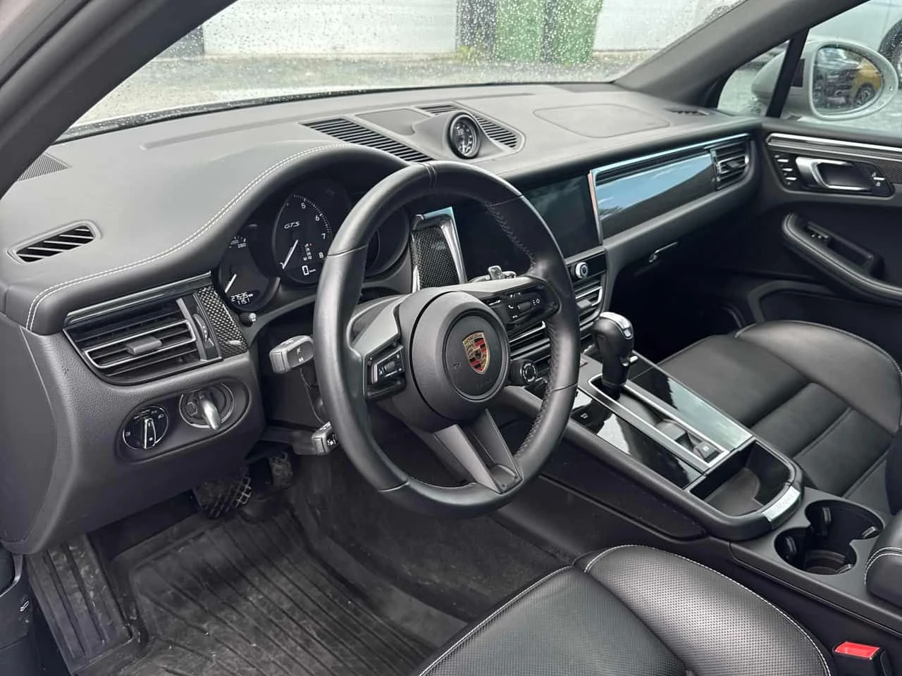 Porsche Macan * GTS * CARFAX * ОПЦИЯ ЗА ФИНАНСИРАНЕ, снимка 5 - Автомобили и джипове - 55318739