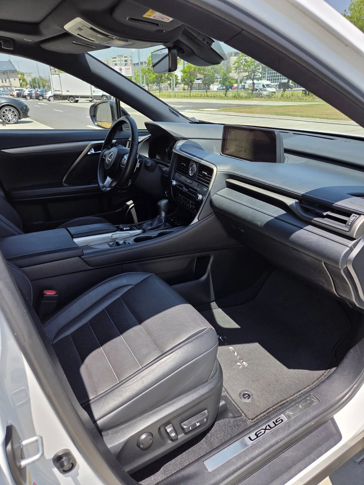 Lexus RX 450h FSport, снимка 10 - Автомобили и джипове - 56172891