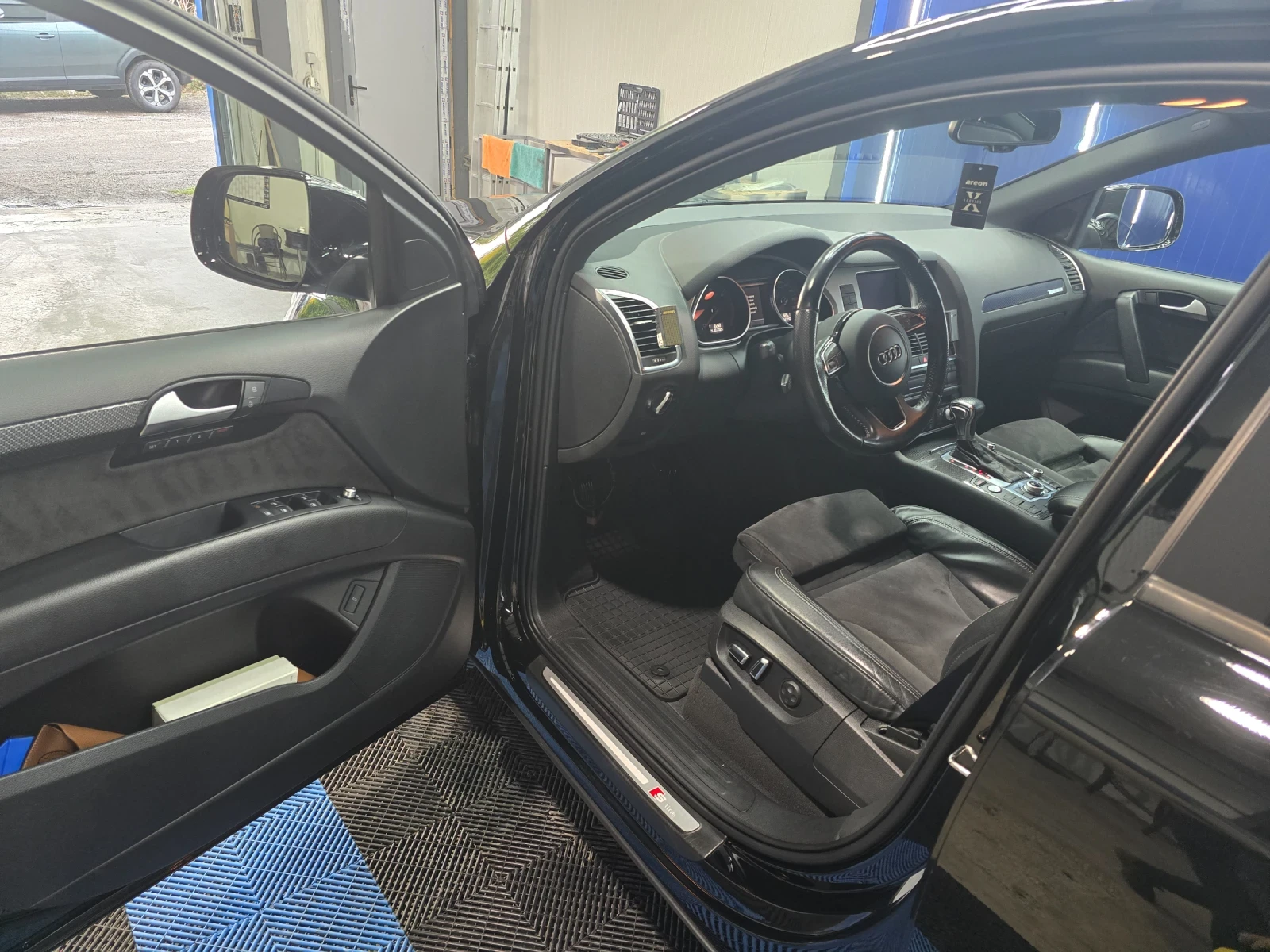 Audi Q7, снимка 5 - Автомобили и джипове - 56359333