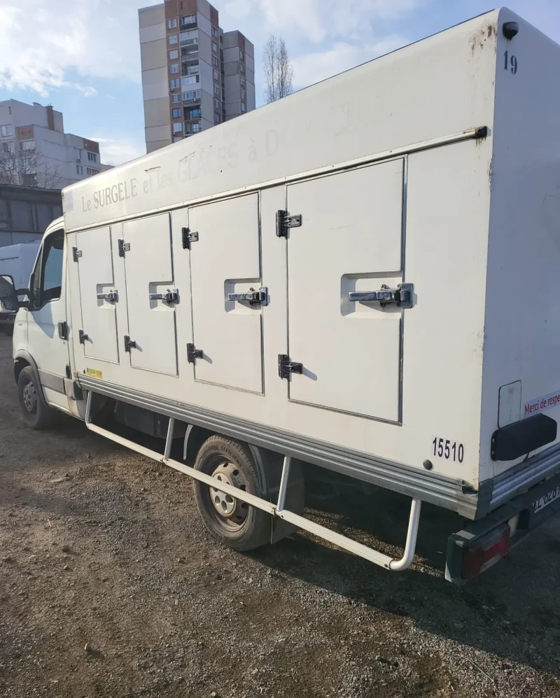 Iveco 35s11 Хладилен за сладолед-40 , снимка 2 - Бусове и автобуси - 49380109