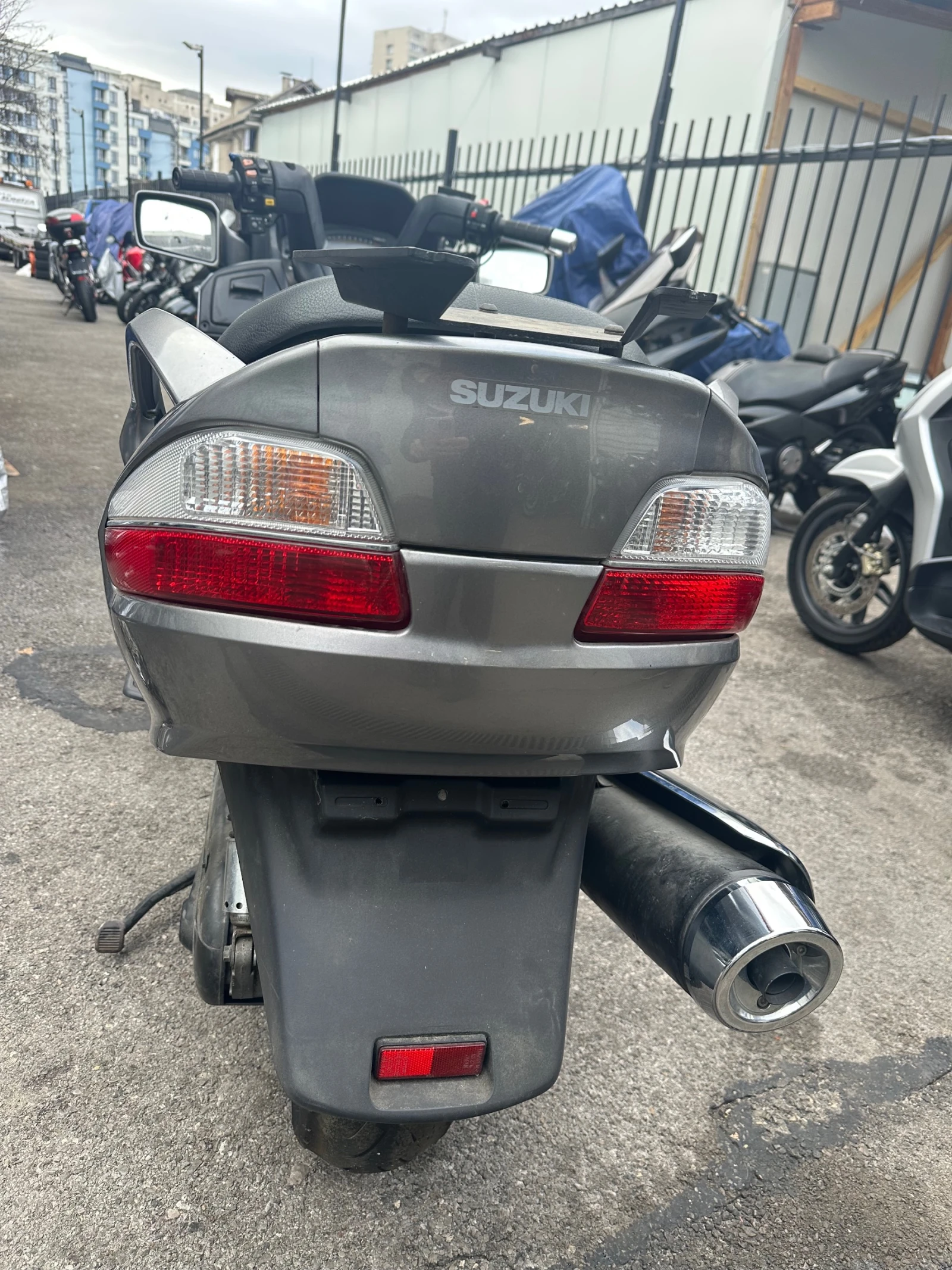 Suzuki Burgman 650 Executive ABS | Mobile.bg � ����������� 11