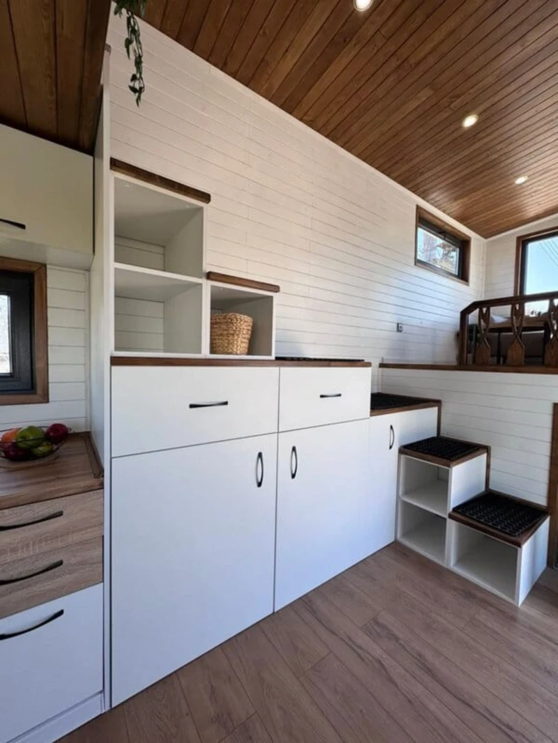 Каравана Други MobilBau MK840 Loft - 38m2 - Бартер, снимка 9 - Каравани и кемпери - 52805817