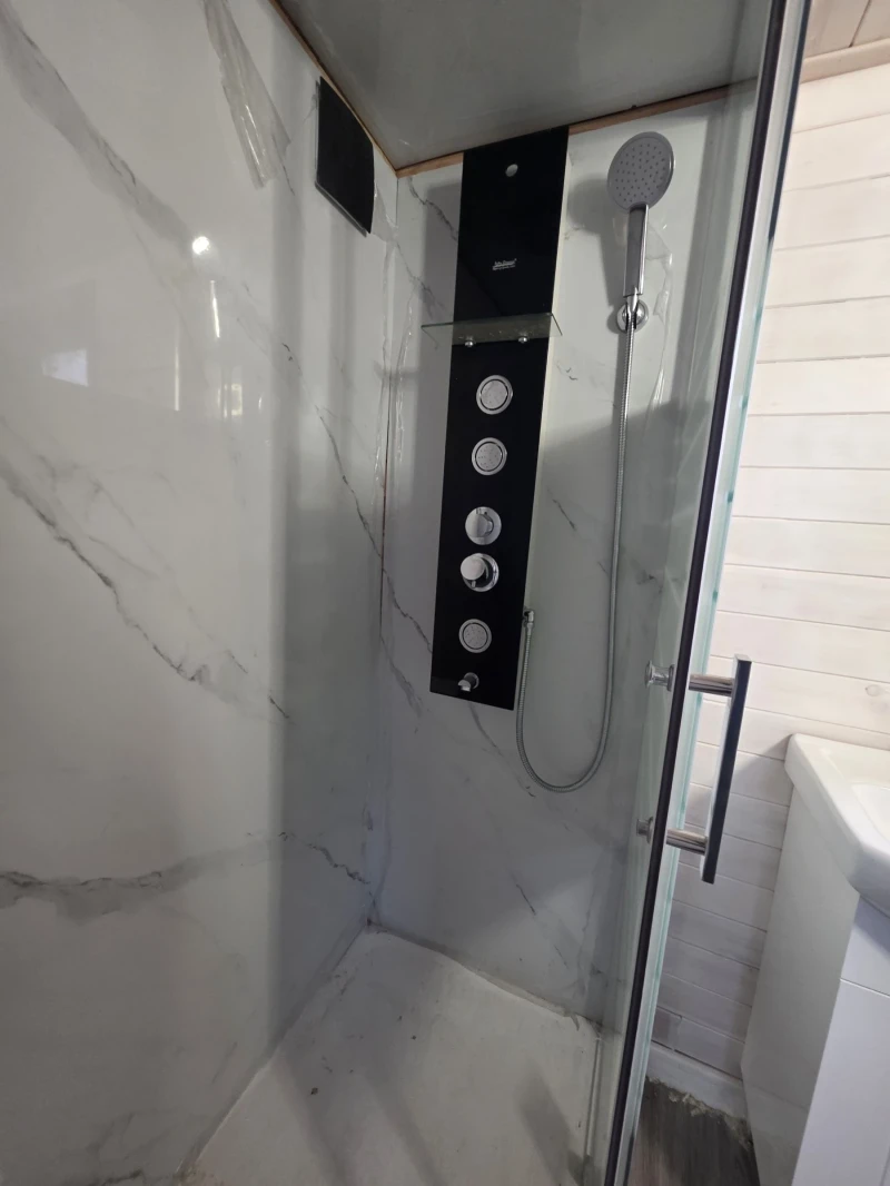 Каравана Други MobilBau MK840 Loft - 38m2 - Бартер, снимка 11 - Каравани и кемпери - 52805817