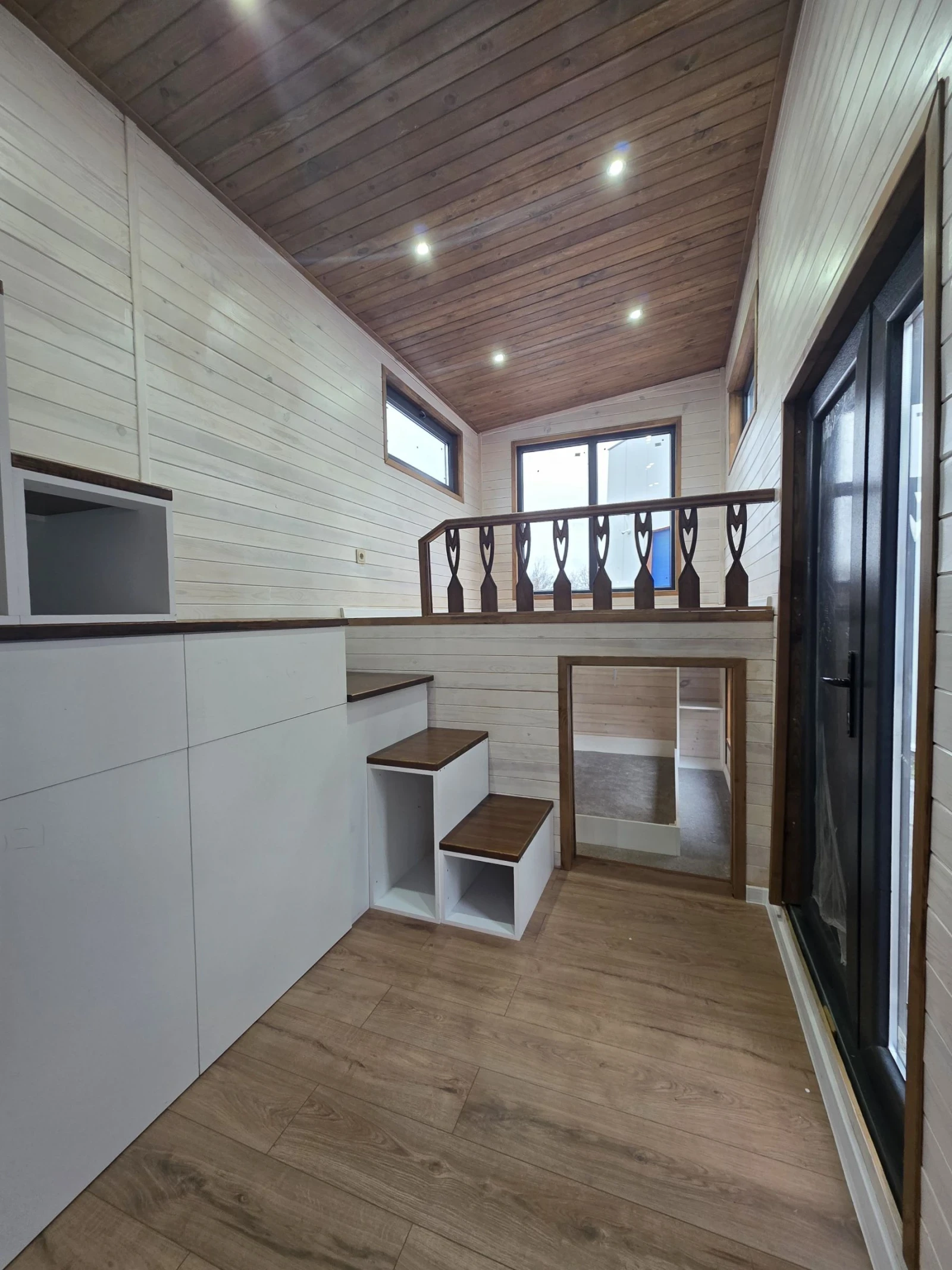Каравана Други MobilBau MK840 Loft - 38m2 - Бартер, снимка 4 - Каравани и кемпери - 52805817