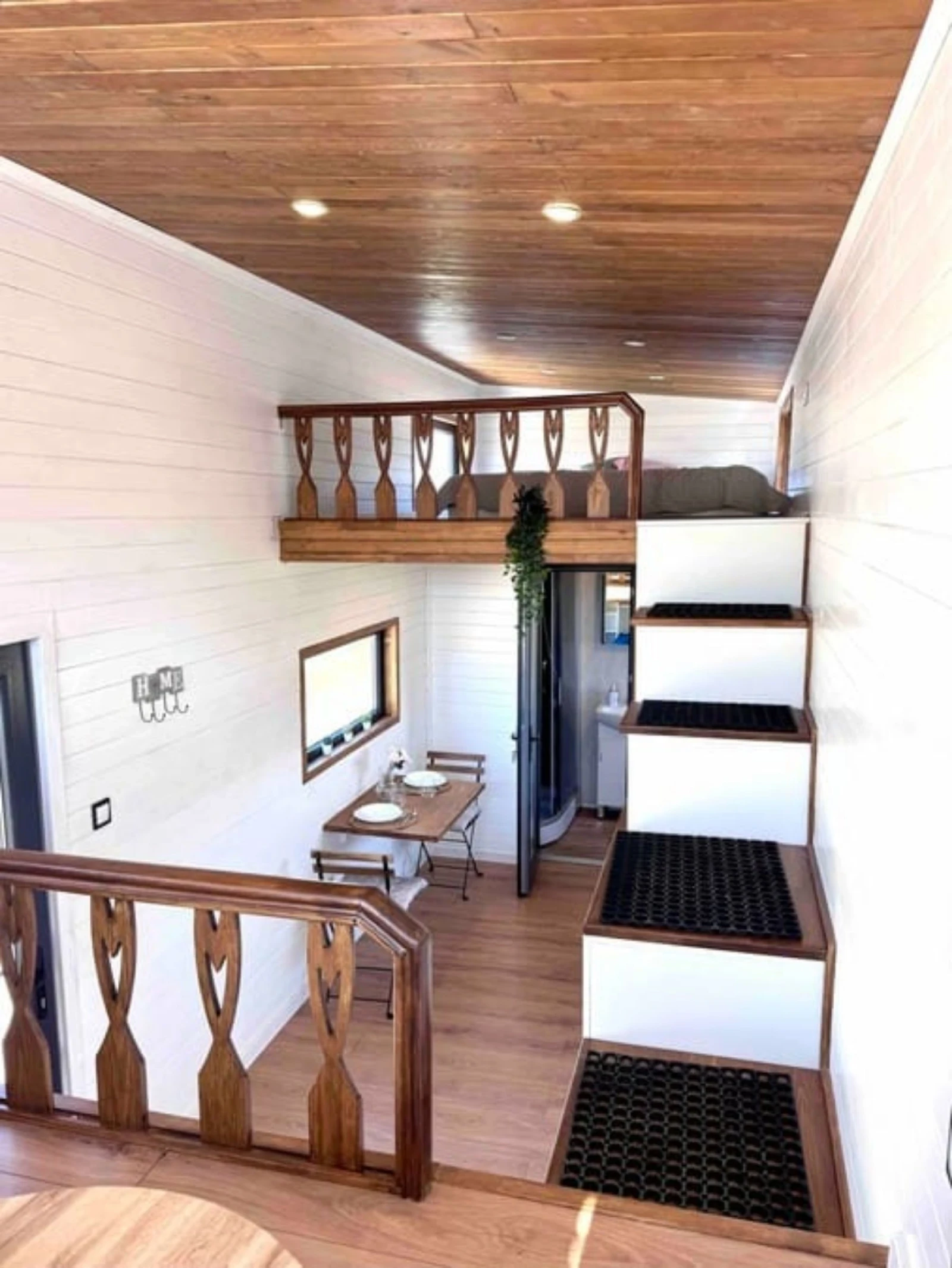 Каравана Други MobilBau MK840 Loft - 38m2 - Бартер - изображение 8