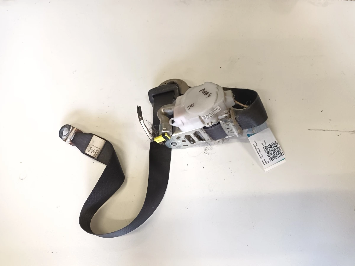 колан предпазен преден десен Тойота Рав 4 2.2 д кат бл