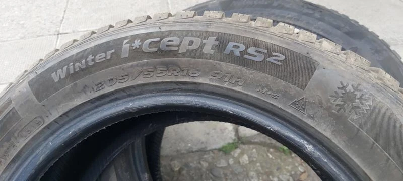 Гуми Зимни 205/55R16, снимка 6 - Гуми и джанти - 32914265