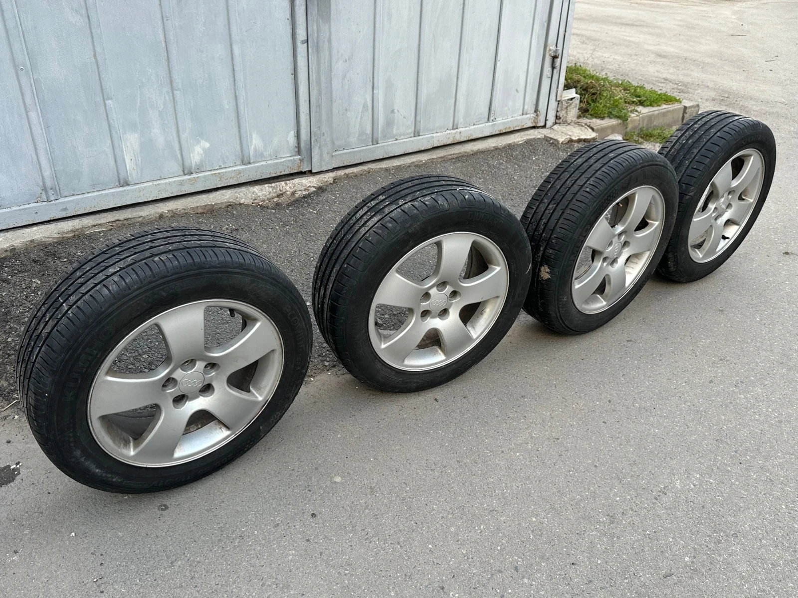 ���� � ������ 205/55R16 | Mobile.bg � ����������� 3