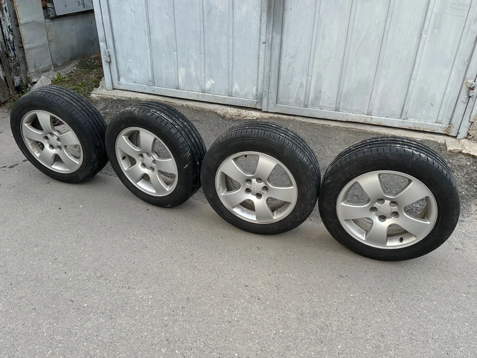 ���� � ������ 205/55R16 | Mobile.bg � ����������� 4